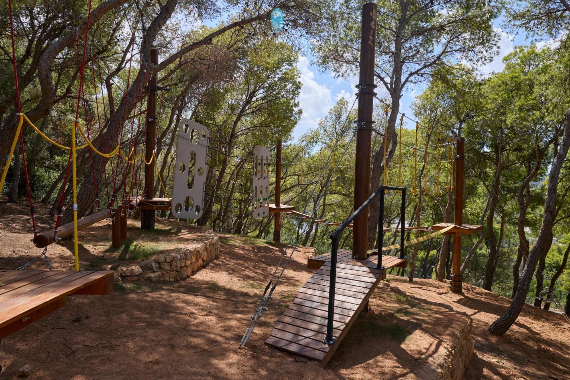 ドルチェ バイ ウインダム アッティカ リビエラ ヴラヴローナ エクステリア 写真 Adventure Park in Spain